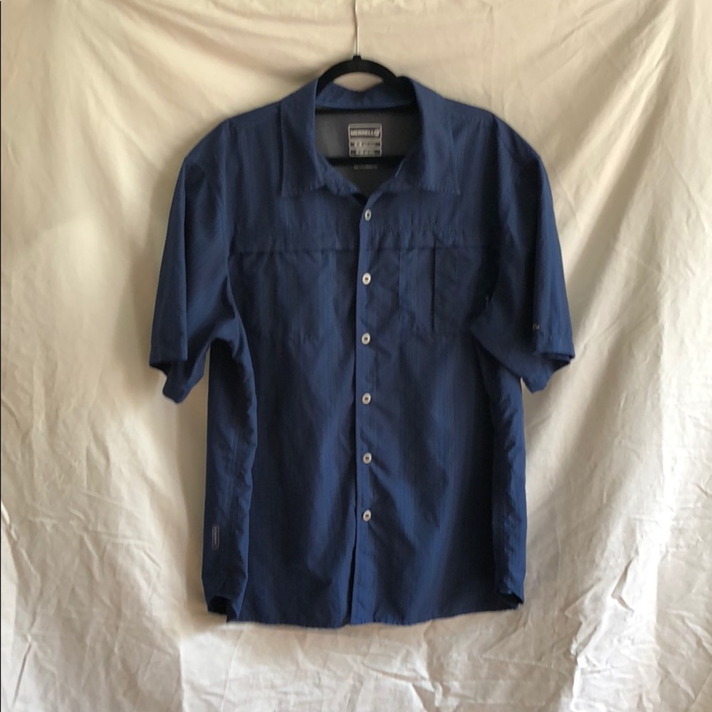 EXCELLENT CONDITION 50+ UPF Merrell Shirt